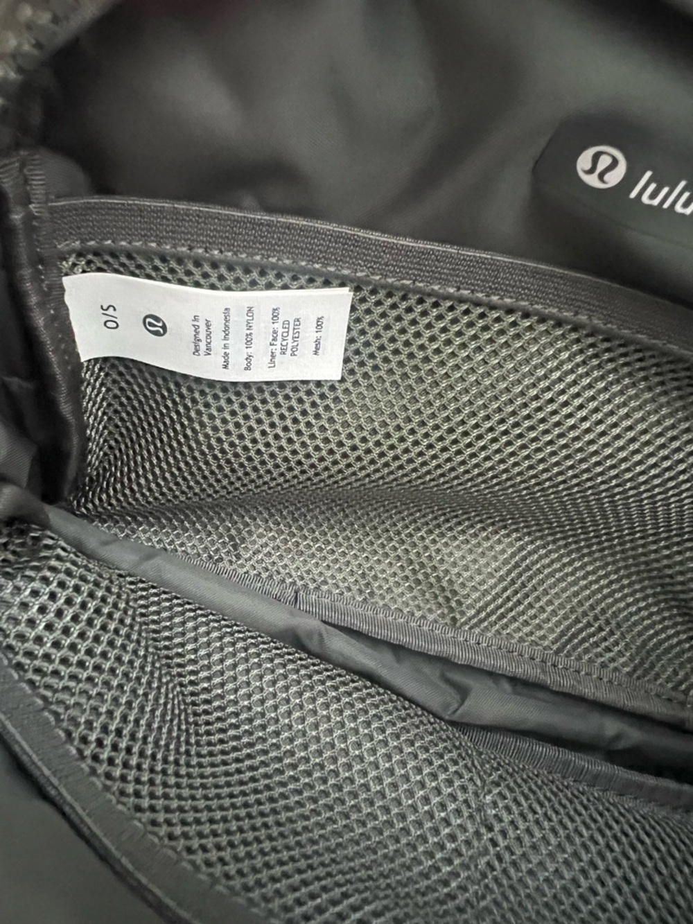 lululemon athletica everywhere Belt Bag - Picture 4 of 4